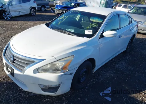 2013 Nissan Altima 2.5 S из США, поврежденный, VIN 1N4AL3AP7DN427201